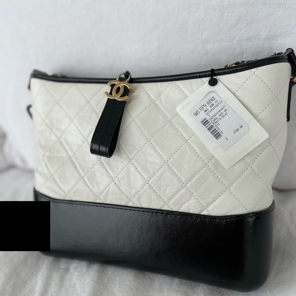 Chanel - Picture 10 of 12